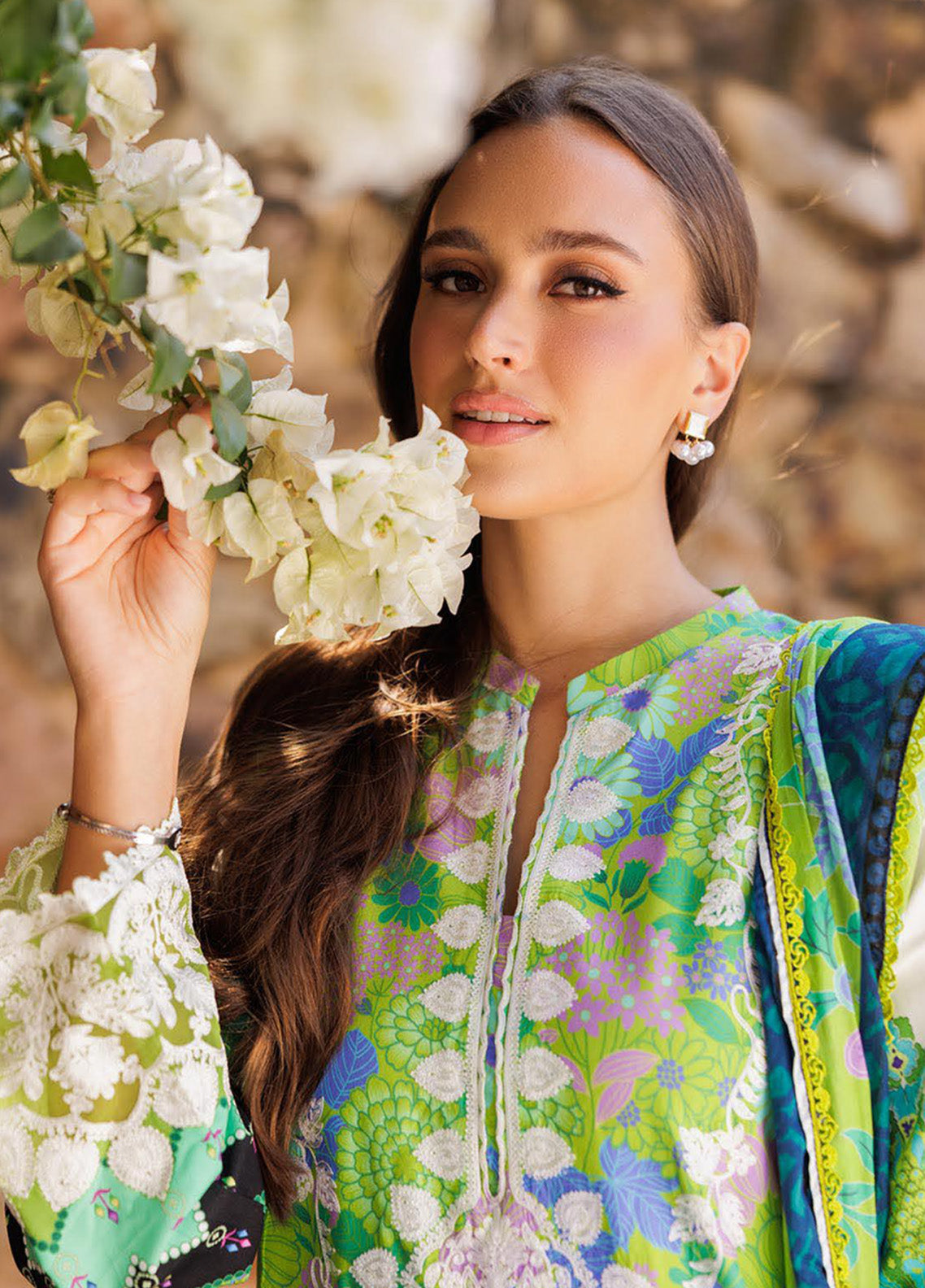 Nissa By RajBari Embroidered Lawn 3 Piece Unstitched Suit RB25NFS D-04 Nissa By RajBari Embroidered Lawn 3 Piece Unstitched Suit RB25NFS D-04