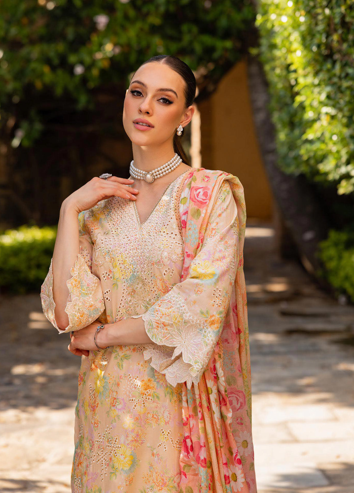 Nissa By RajBari Embroidered Lawn 3 Piece Unstitched Suit RB25NFS D-05 Nissa By RajBari Embroidered Lawn 3 Piece Unstitched Suit RB25NFS D-05