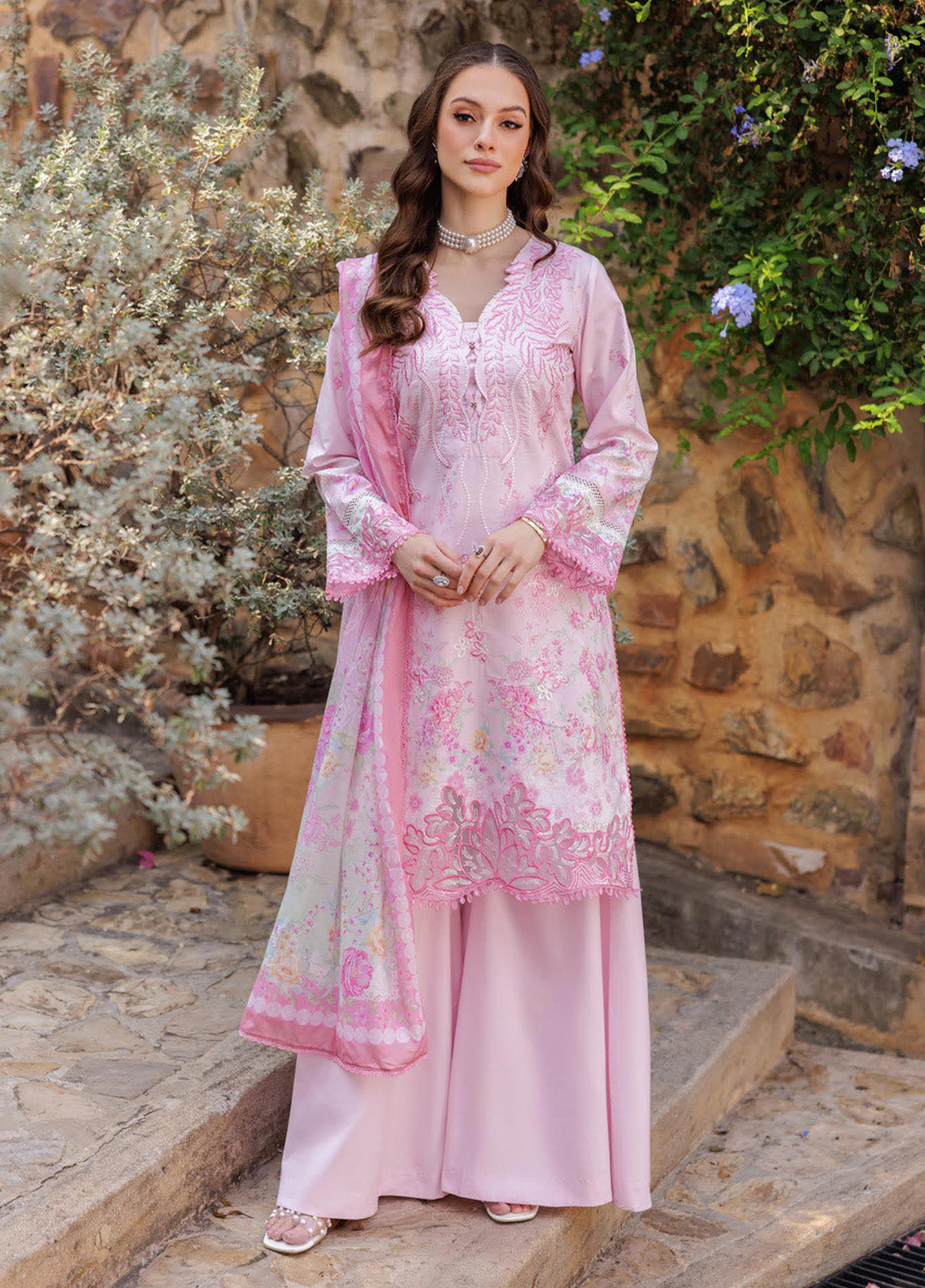 Nissa By RajBari Embroidered Lawn 3 Piece Unstitched Suit RB25NFS D-07 Nissa By RajBari Embroidered Lawn 3 Piece Unstitched Suit RB25NFS D-07