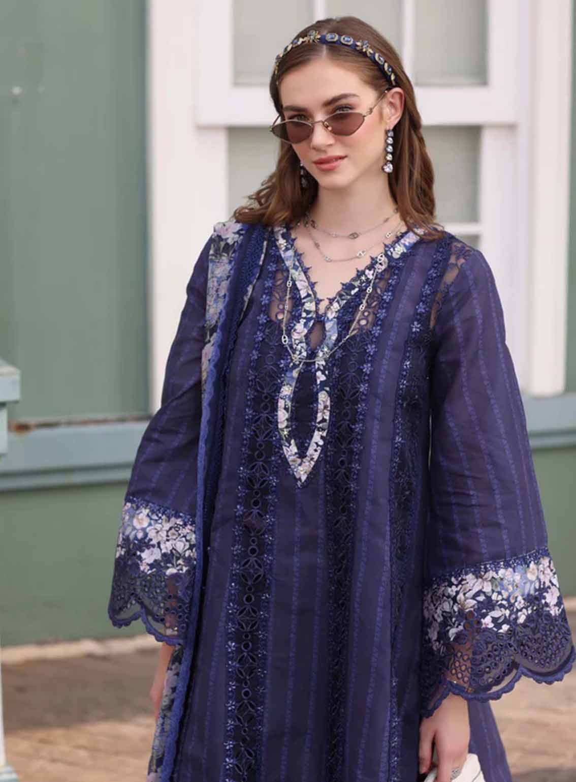 Noor By Saadia Asad Embroidered Lawn 3 Piece Unstitched Suit NSA25EC D-07 Noor By Saadia Asad Embroidered Lawn 3 Piece Unstitched Suit NSA25EC D-07