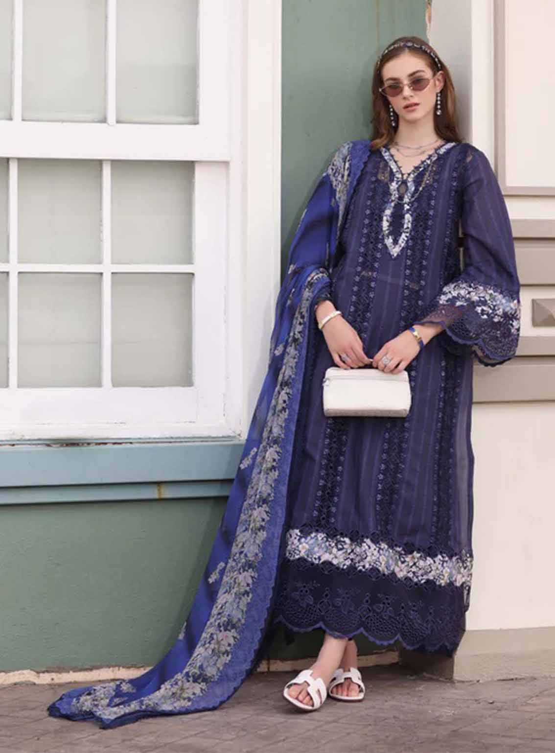 Noor By Saadia Asad Embroidered Lawn 3 Piece Unstitched Suit NSA25EC D-07 Noor By Saadia Asad Embroidered Lawn 3 Piece Unstitched Suit NSA25EC D-07