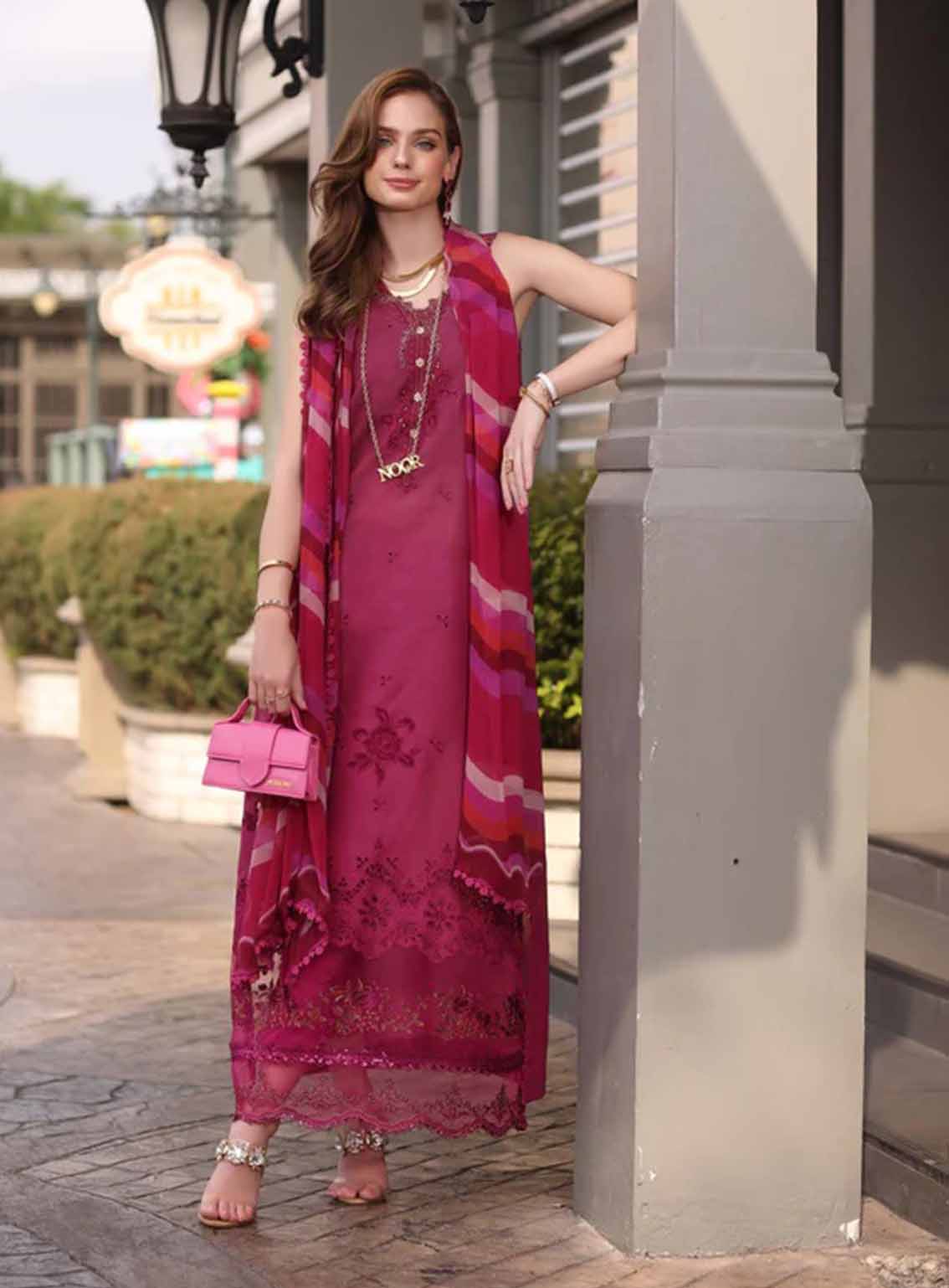 Noor By Saadia Asad Embroidered Lawn 3 Piece Unstitched Suit NSA25EC D-09 Noor By Saadia Asad Embroidered Lawn 3 Piece Unstitched Suit NSA25EC D-09