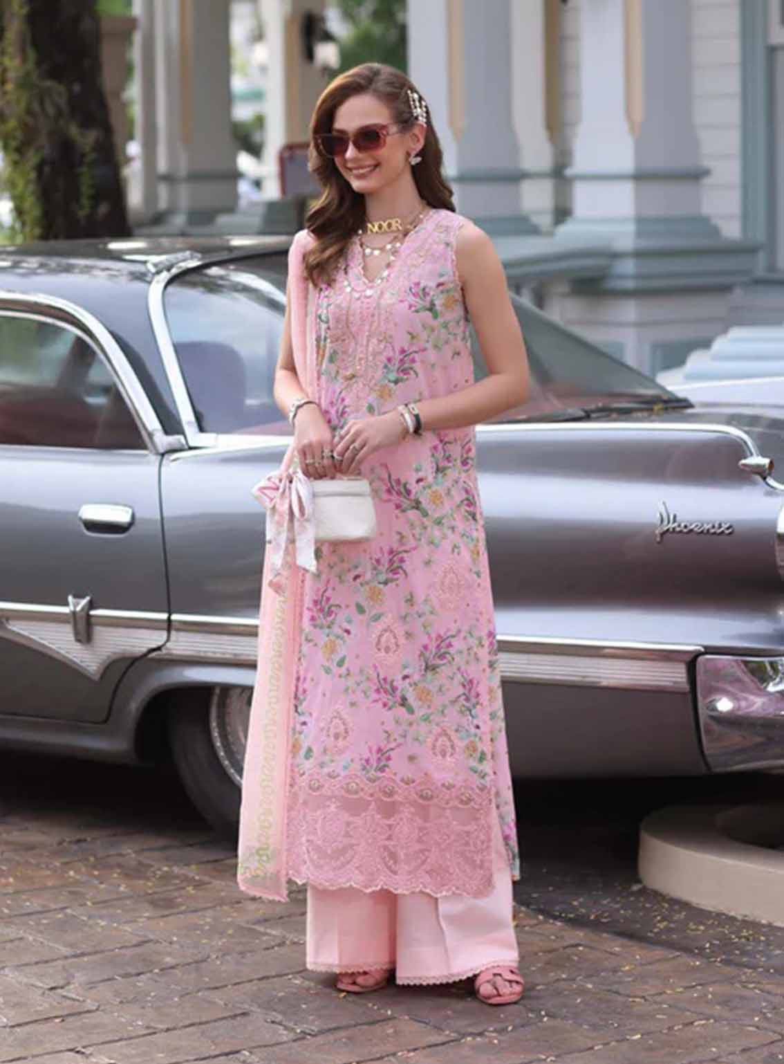 Noor By Saadia Asad Embroidered Lawn 3 Piece Unstitched Suit NSA25EC D-11 Noor By Saadia Asad Embroidered Lawn 3 Piece Unstitched Suit NSA25EC D-11