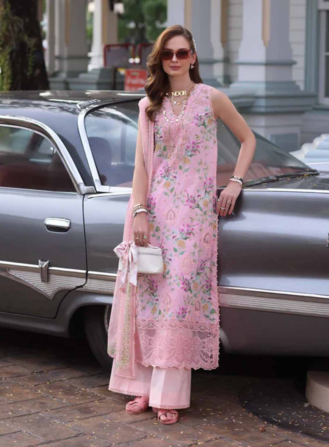 Noor By Saadia Asad Embroidered Lawn 3 Piece Unstitched Suit NSA25EC D-11 Noor By Saadia Asad Embroidered Lawn 3 Piece Unstitched Suit NSA25EC D-11