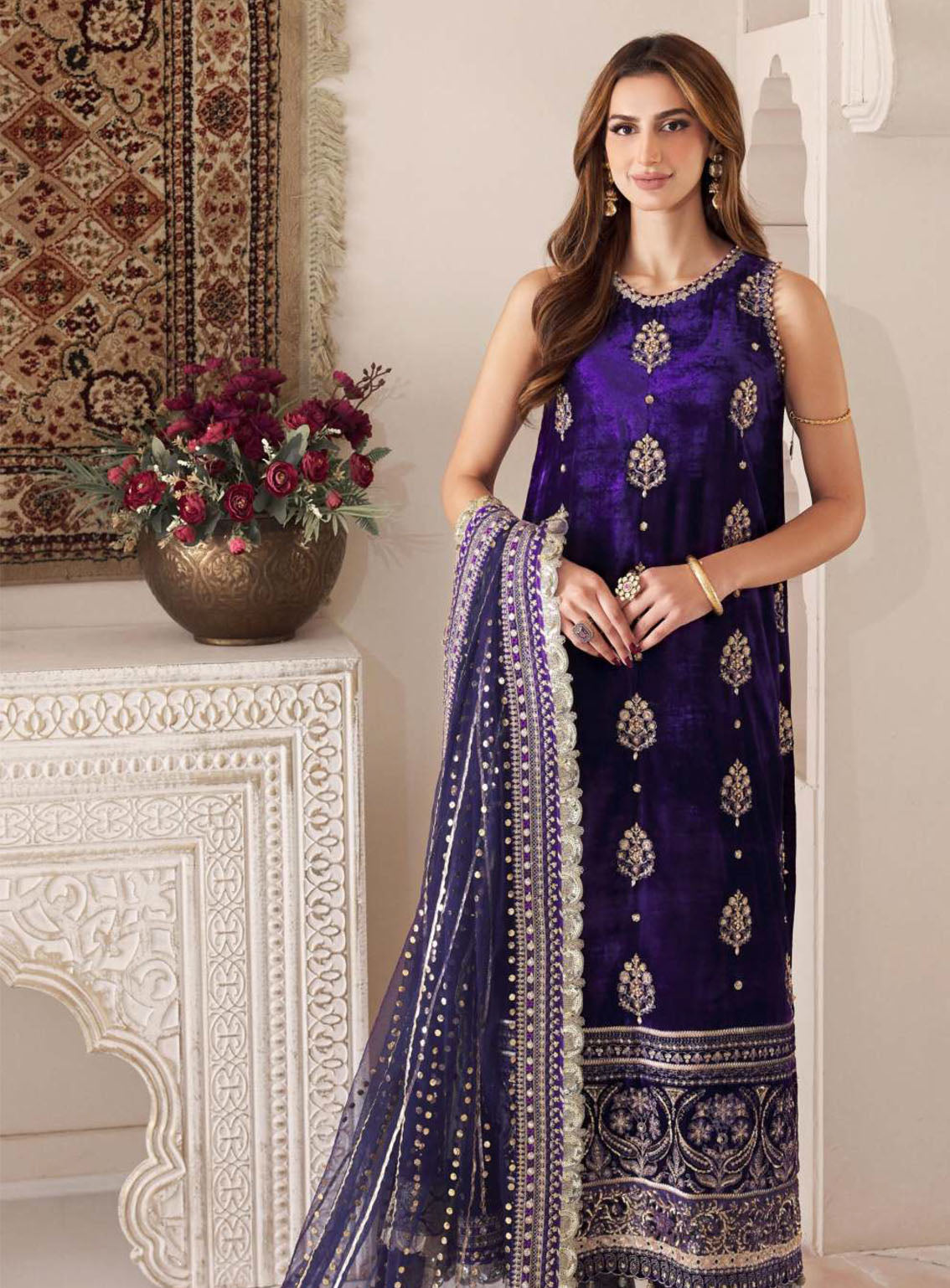 Noor Kaani By Saadia Asad Handmade Embroidered Velvet 3 Piece Unstitched Suit SA23K D4 Noor Kaani By Saadia Asad Handmade Embroidered Velvet 3 Piece Unstitched Suit SA23K D4