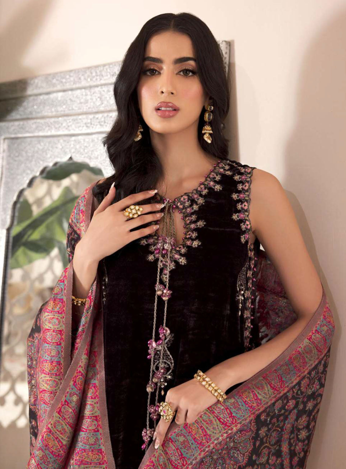Noor Kaani By Saadia Asad Handmade Embroidered Velvet 3 Piece Unstitched Suit SA23K D6 Noor Kaani By Saadia Asad Handmade Embroidered Velvet 3 Piece Unstitched Suit SA23K D6