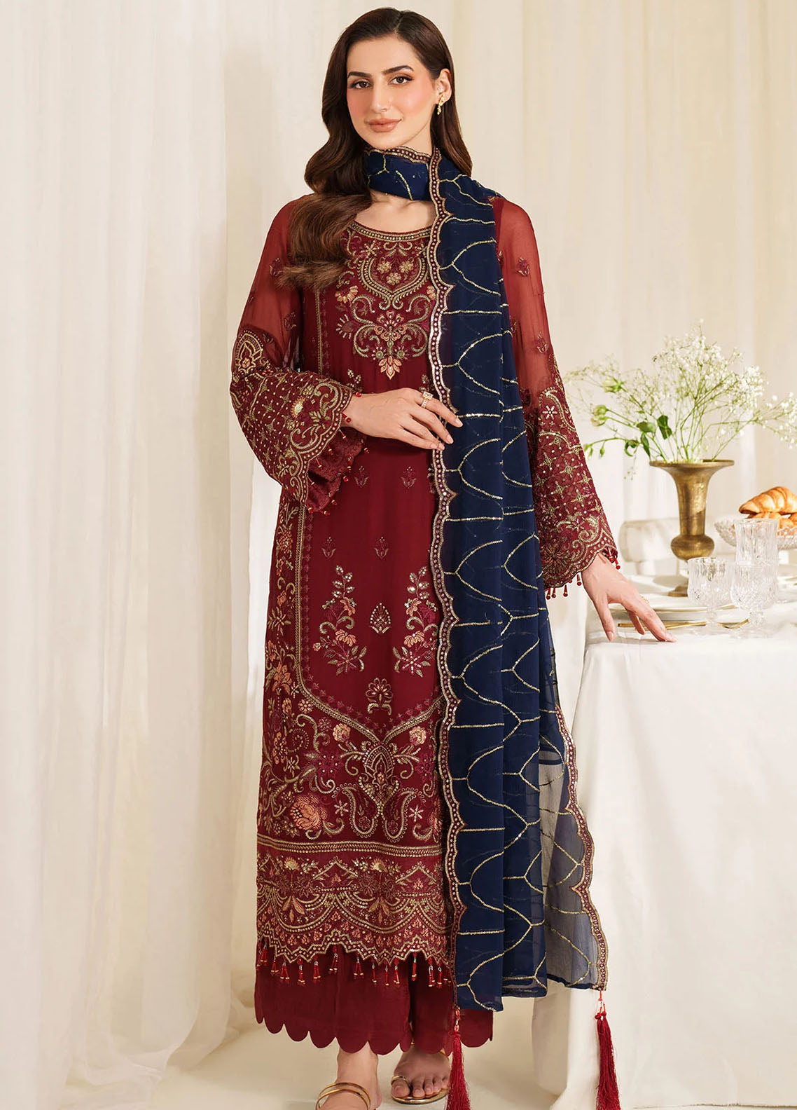 Noore By Imrozia Embroidered Chiffon 3 Piece Unstitched Suit IM25NLF D-M-94 SAIRA Noore By Imrozia Embroidered Chiffon 3 Piece Unstitched Suit IM25NLF D-M-94 SAIRA