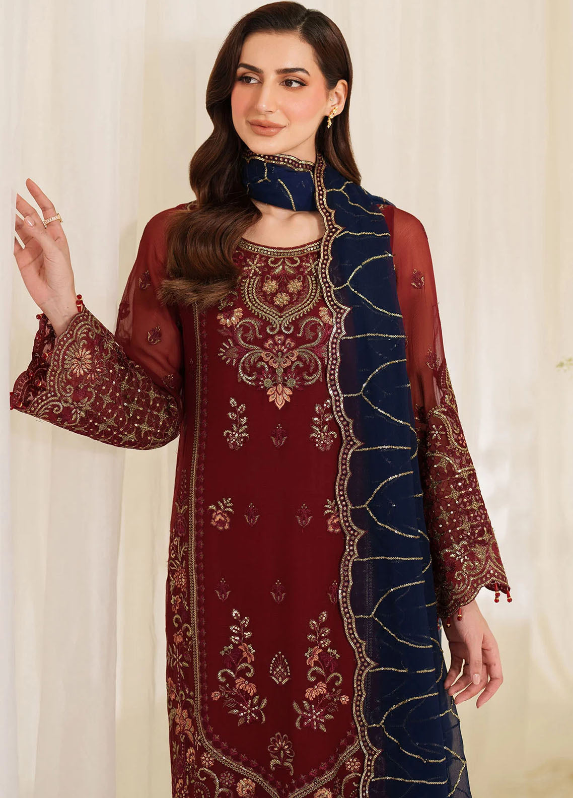 Noore By Imrozia Embroidered Chiffon 3 Piece Unstitched Suit IM25NLF D-M-94 SAIRA Noore By Imrozia Embroidered Chiffon 3 Piece Unstitched Suit IM25NLF D-M-94 SAIRA