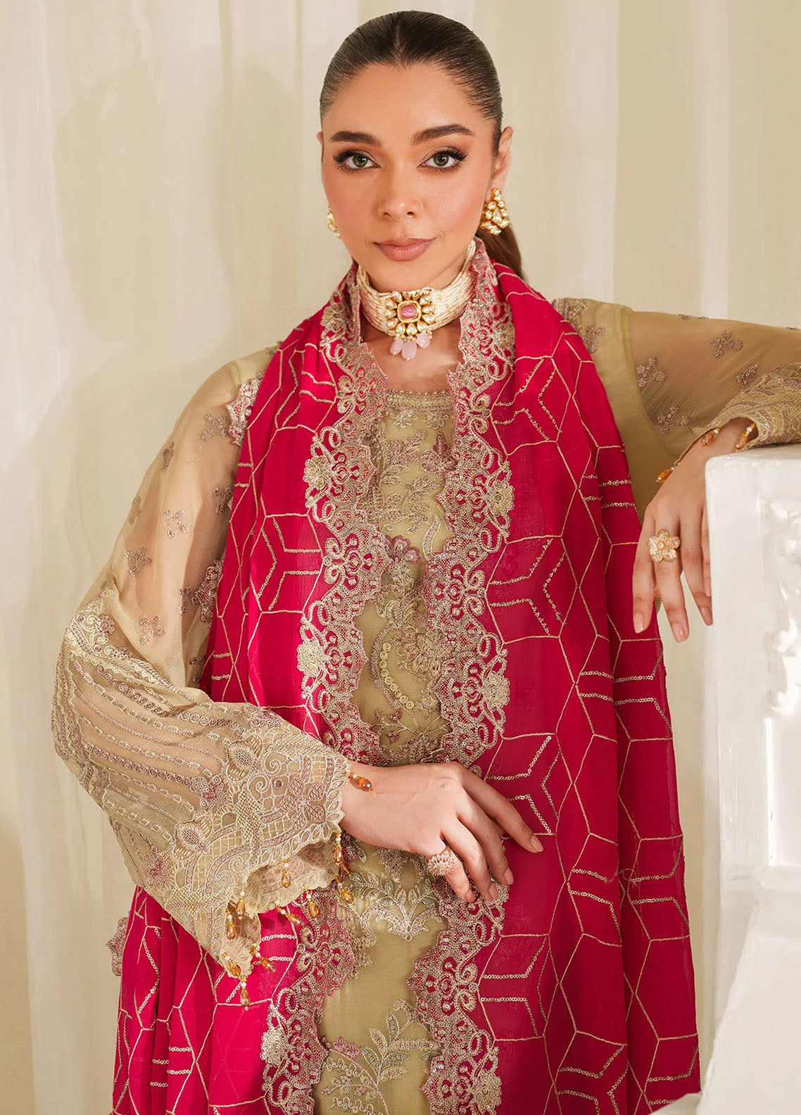 Noore By Imrozia Embroidered Chiffon 3 Piece Unstitched Suit IM25NLF D-M-95 DHALIA Noore By Imrozia Embroidered Chiffon 3 Piece Unstitched Suit IM25NLF D-M-95 DHALIA