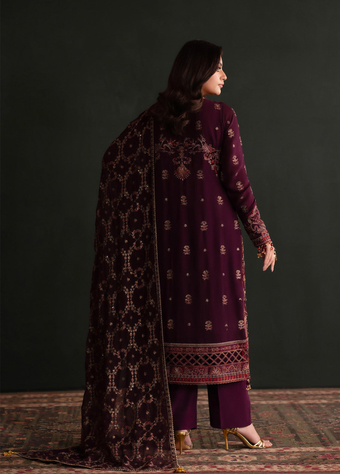 Nooresha By Emaan Adeel Embroidered Chiffon 3 Piece Unstitched Suit EA25N D-JENAN Nooresha By Emaan Adeel Embroidered Chiffon 3 Piece Unstitched Suit EA25N D-JENAN