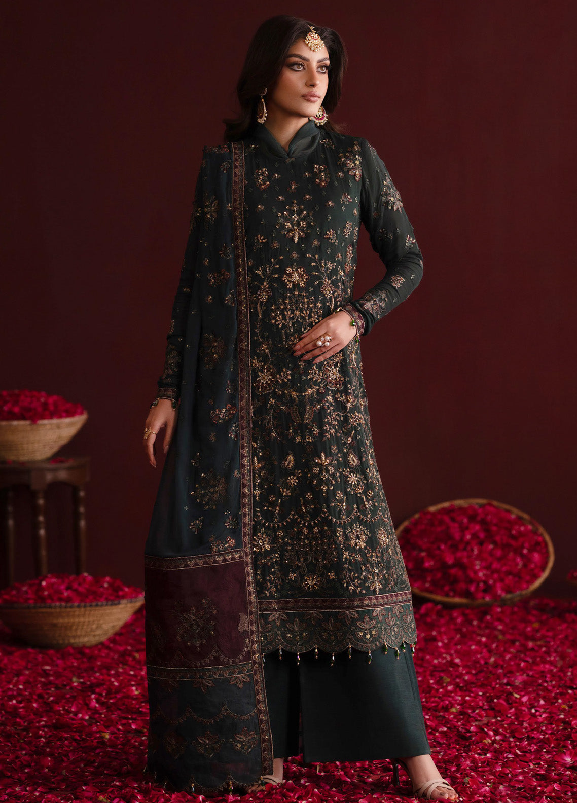 Nooresha By Emaan Adeel Embroidered Chiffon 3 Piece Unstitched Suit EA25N D-KAVYA Nooresha By Emaan Adeel Embroidered Chiffon 3 Piece Unstitched Suit EA25N D-KAVYA