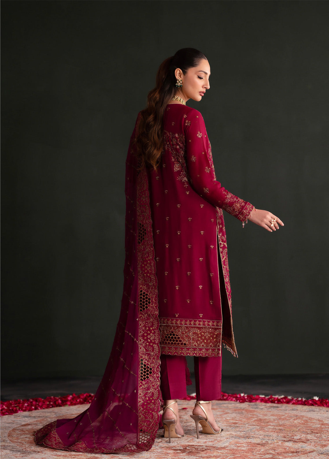 Nooresha By Emaan Adeel Embroidered Chiffon 3 Piece Unstitched Suit EA25N D-NISHTA Nooresha By Emaan Adeel Embroidered Chiffon 3 Piece Unstitched Suit EA25N D-NISHTA
