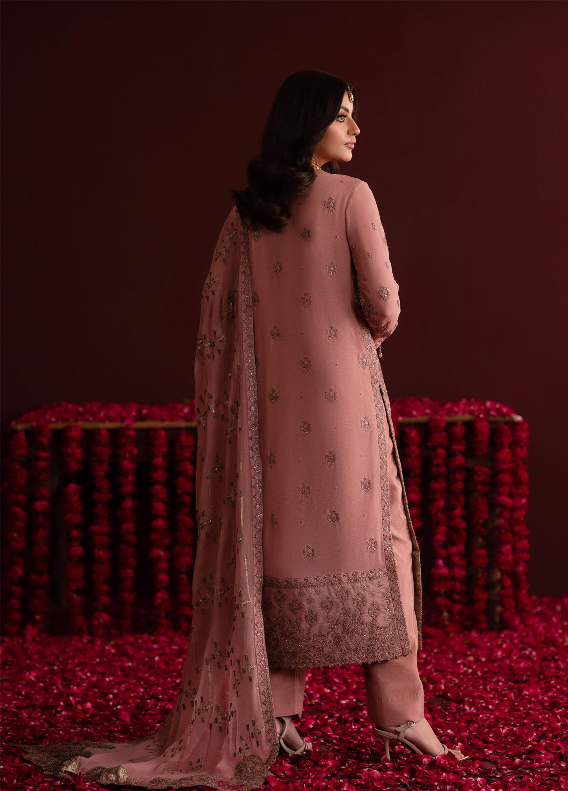 Nooresha By Emaan Adeel Embroidered Chiffon 3 Piece Unstitched Suit EA25N D-SHAHEENA Nooresha By Emaan Adeel Embroidered Chiffon 3 Piece Unstitched Suit EA25N D-SHAHEENA