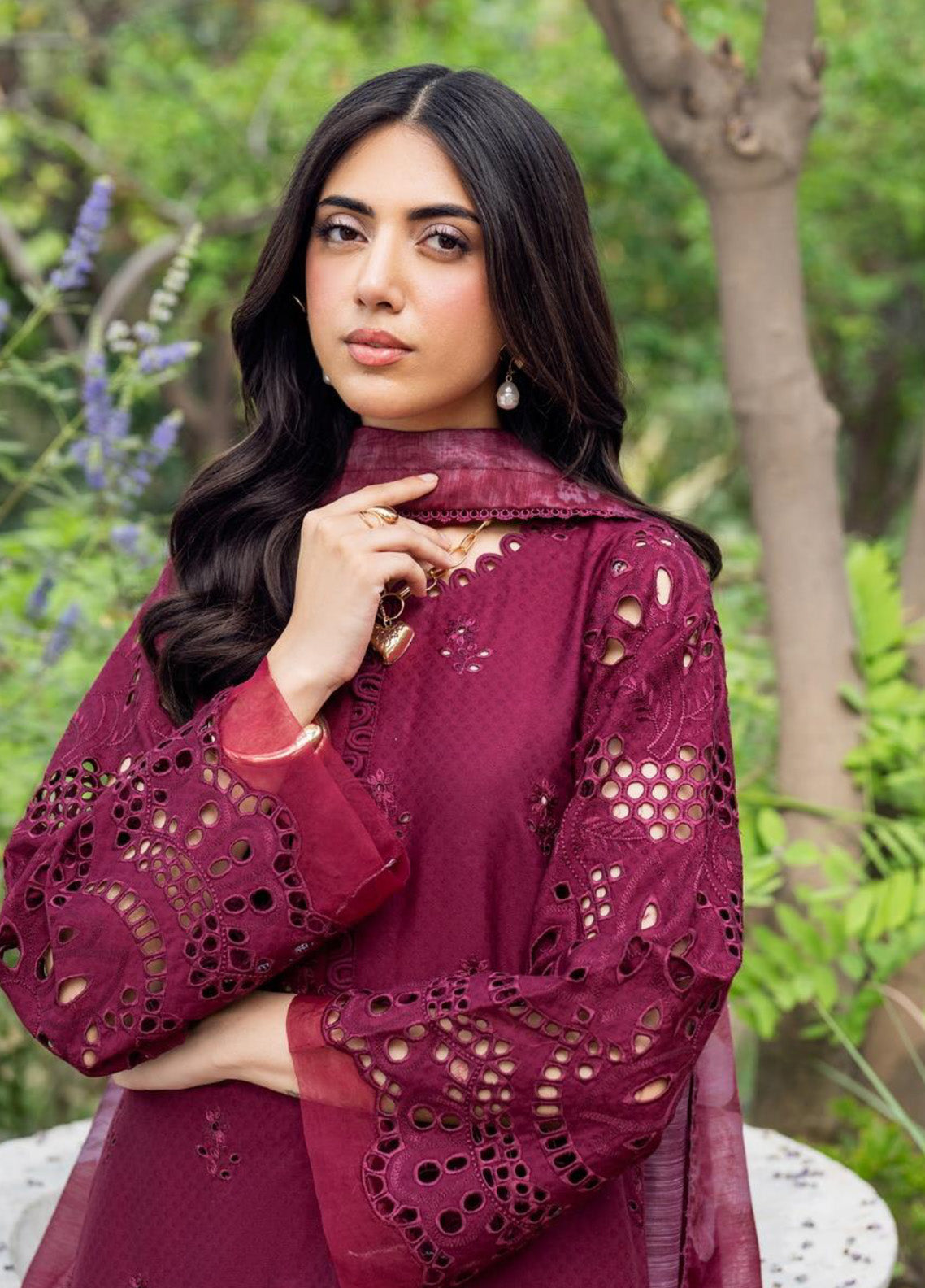 Nura By Zarif Embroidered Textured Lawn 3 Piece Unstitched Suit ZF25NTL D-01 MORICH Nura By Zarif Embroidered Textured Lawn 3 Piece Unstitched Suit ZF25NTL D-01 MORICH