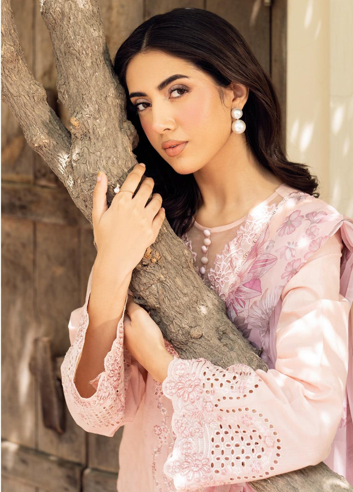 Nura By Zarif Embroidered Textured Lawn 3 Piece Unstitched Suit ZF25NTL D-09 VIYANA Nura By Zarif Embroidered Textured Lawn 3 Piece Unstitched Suit ZF25NTL D-09 VIYANA