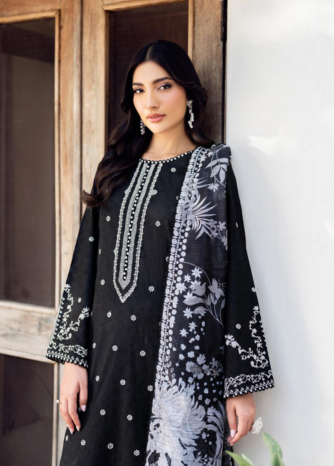Nura By Zarif Embroidered Textured Lawn 3 Piece Unstitched Suit ZF25NTL D-10 MILHA Nura By Zarif Embroidered Textured Lawn 3 Piece Unstitched Suit ZF25NTL D-10 MILHA