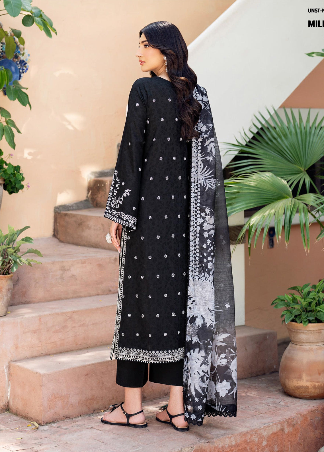 Nura By Zarif Embroidered Textured Lawn 3 Piece Unstitched Suit ZF25NTL D-10 MILHA Nura By Zarif Embroidered Textured Lawn 3 Piece Unstitched Suit ZF25NTL D-10 MILHA