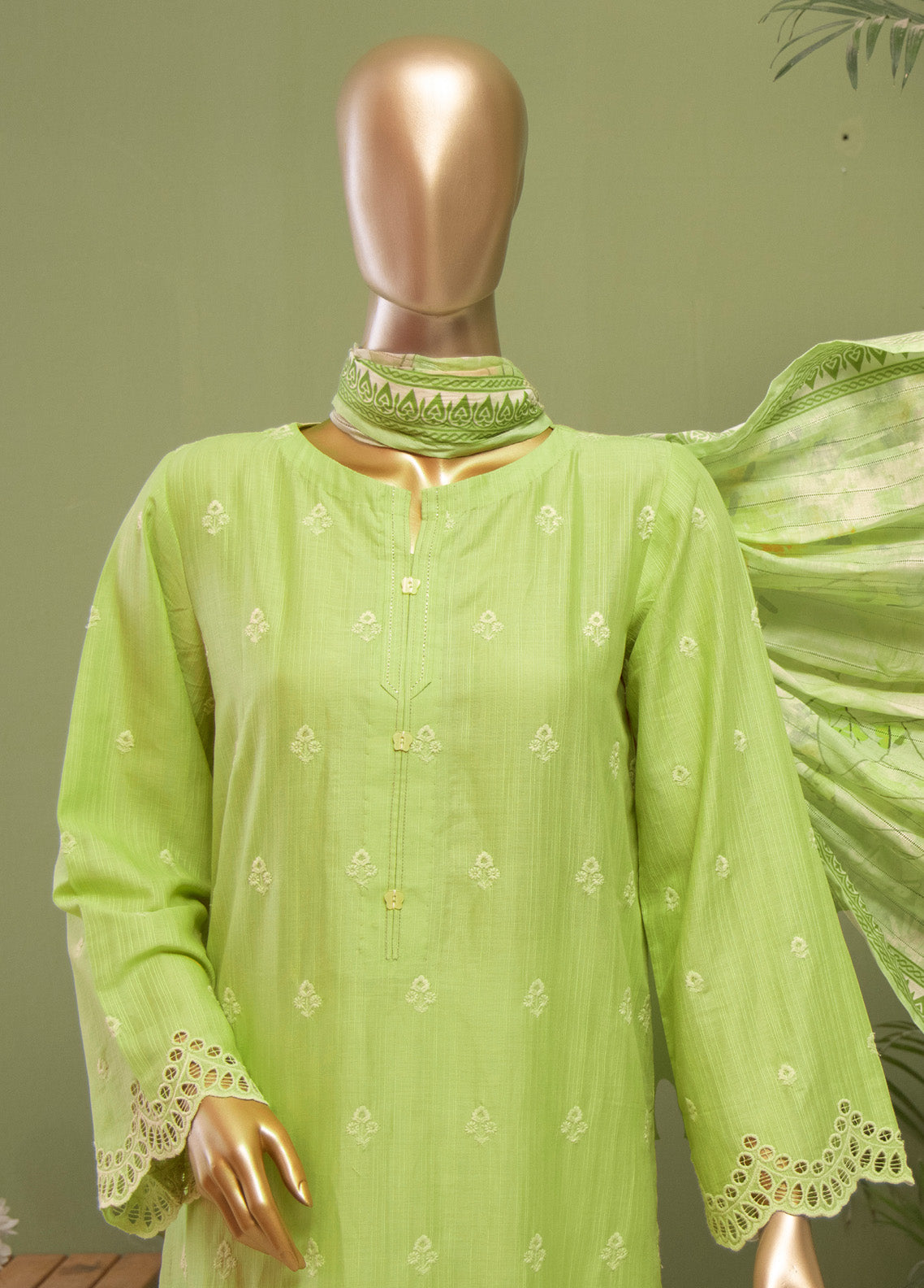 Oriental By HZ Textile Embroidered Lawn 3 Piece Unstitched Suit HZ25O OPK-19 Oriental By HZ Textile Embroidered Lawn 3 Piece Unstitched Suit HZ25O OPK-19