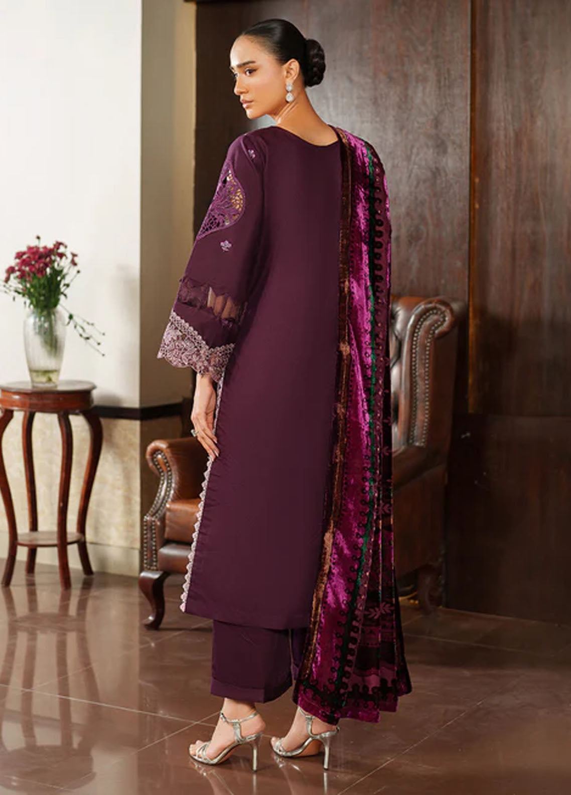 Panache By Parishay Embroidered Corduroy 3 Piece Unstitched Suit PR25PVPS D-PNE-02 Panache By Parishay Embroidered Corduroy 3 Piece Unstitched Suit PR25PVPS D-PNE-02