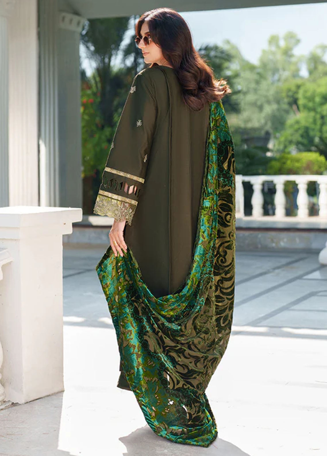 Panache By Parishay Embroidered Corduroy 3 Piece Unstitched Suit PR25PVPS D-PNE-05 Panache By Parishay Embroidered Corduroy 3 Piece Unstitched Suit PR25PVPS D-PNE-05