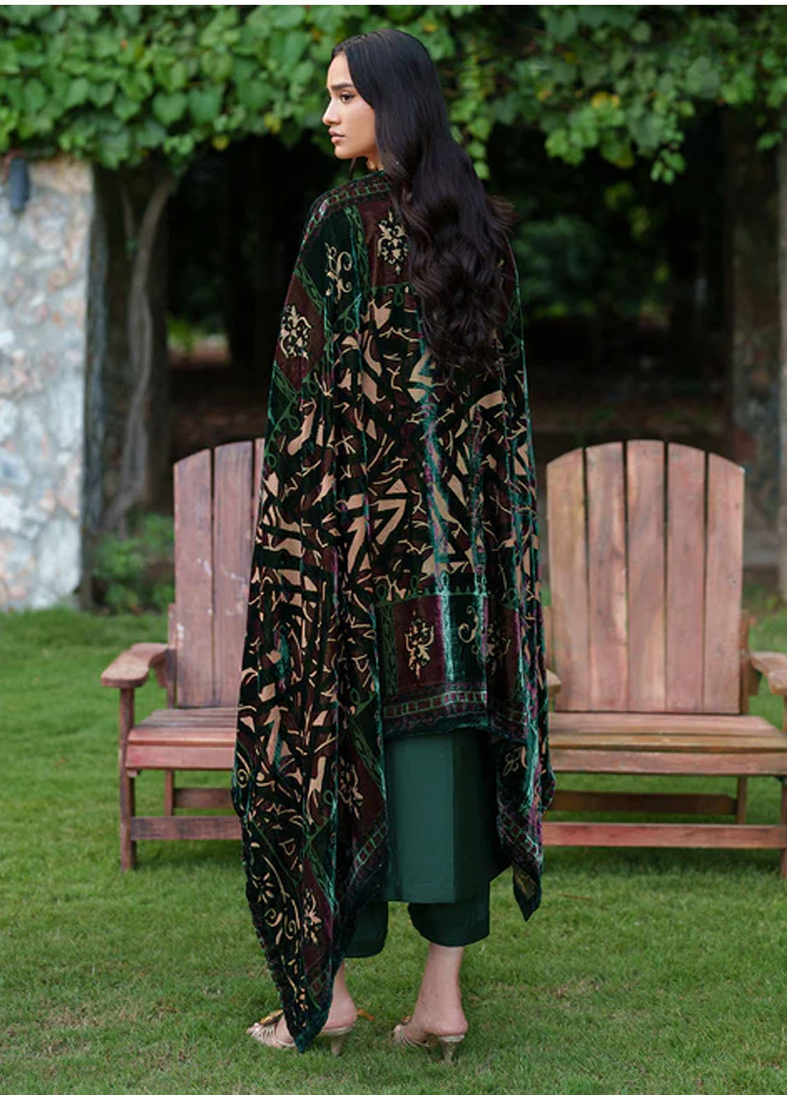 Panache By Parishay Embroidered Corduroy 3 Piece Unstitched Suit PR25PVPS D-PNE-11 Panache By Parishay Embroidered Corduroy 3 Piece Unstitched Suit PR25PVPS D-PNE-11