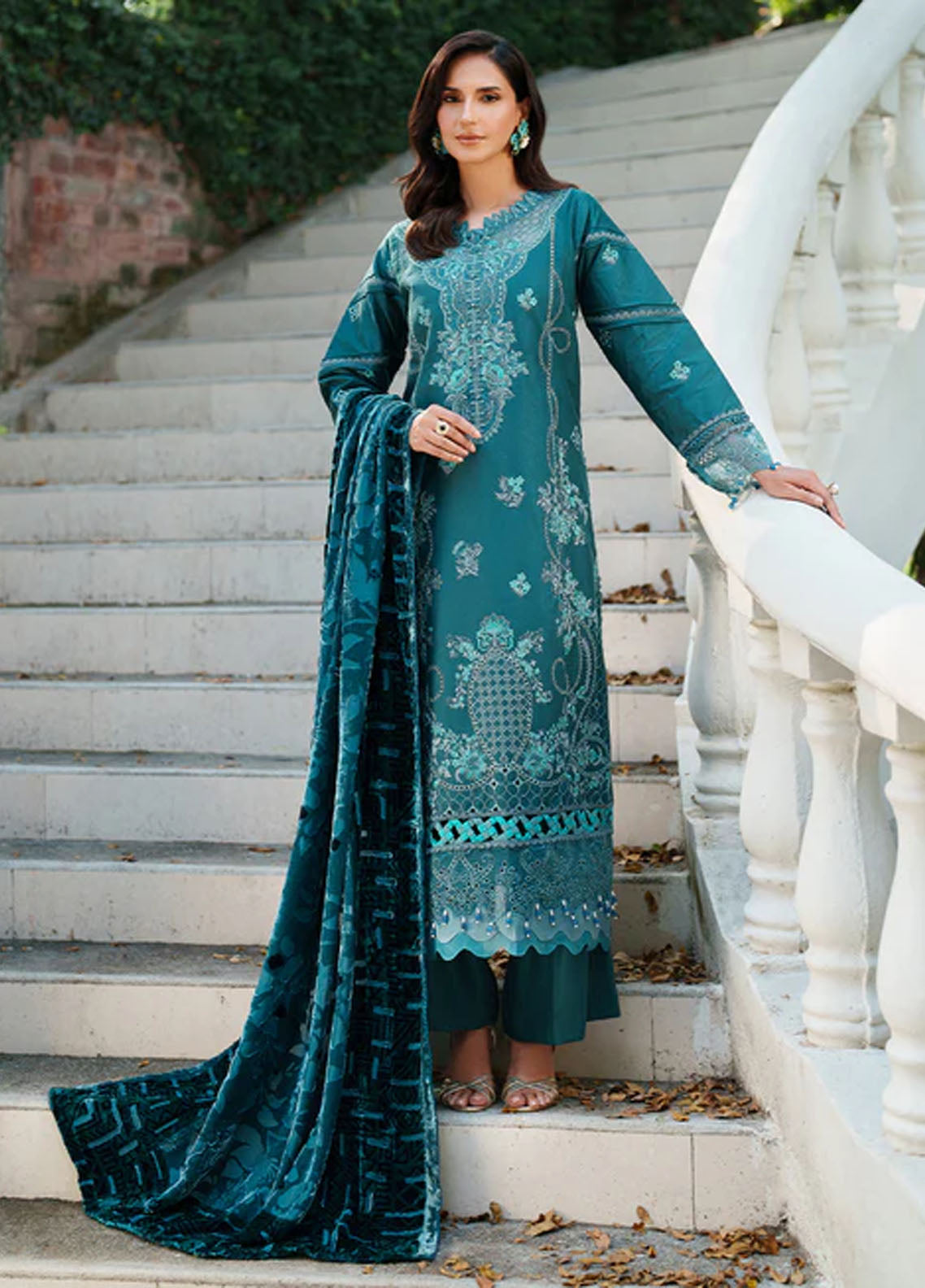 Panache By Parishay Embroidered Corduroy 3 Piece Unstitched Suit PR25PVPS D-PNE-14 Panache By Parishay Embroidered Corduroy 3 Piece Unstitched Suit PR25PVPS D-PNE-14