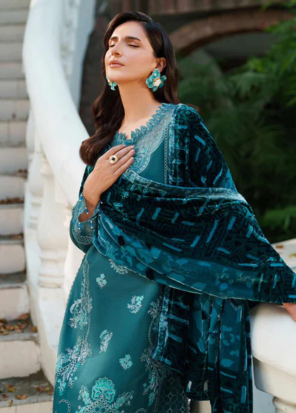 Panache By Parishay Embroidered Corduroy 3 Piece Unstitched Suit PR25PVPS D-PNE-14 Panache By Parishay Embroidered Corduroy 3 Piece Unstitched Suit PR25PVPS D-PNE-14