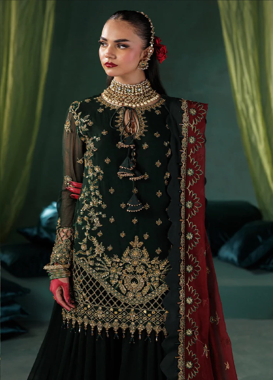 Panache By Saad Shaikh X Meera Embroidered Chiffon 3 Piece Unstitched Suit SSK25PLC D-03 Panache By Saad Shaikh X Meera Embroidered Chiffon 3 Piece Unstitched Suit SSK25PLC D-03