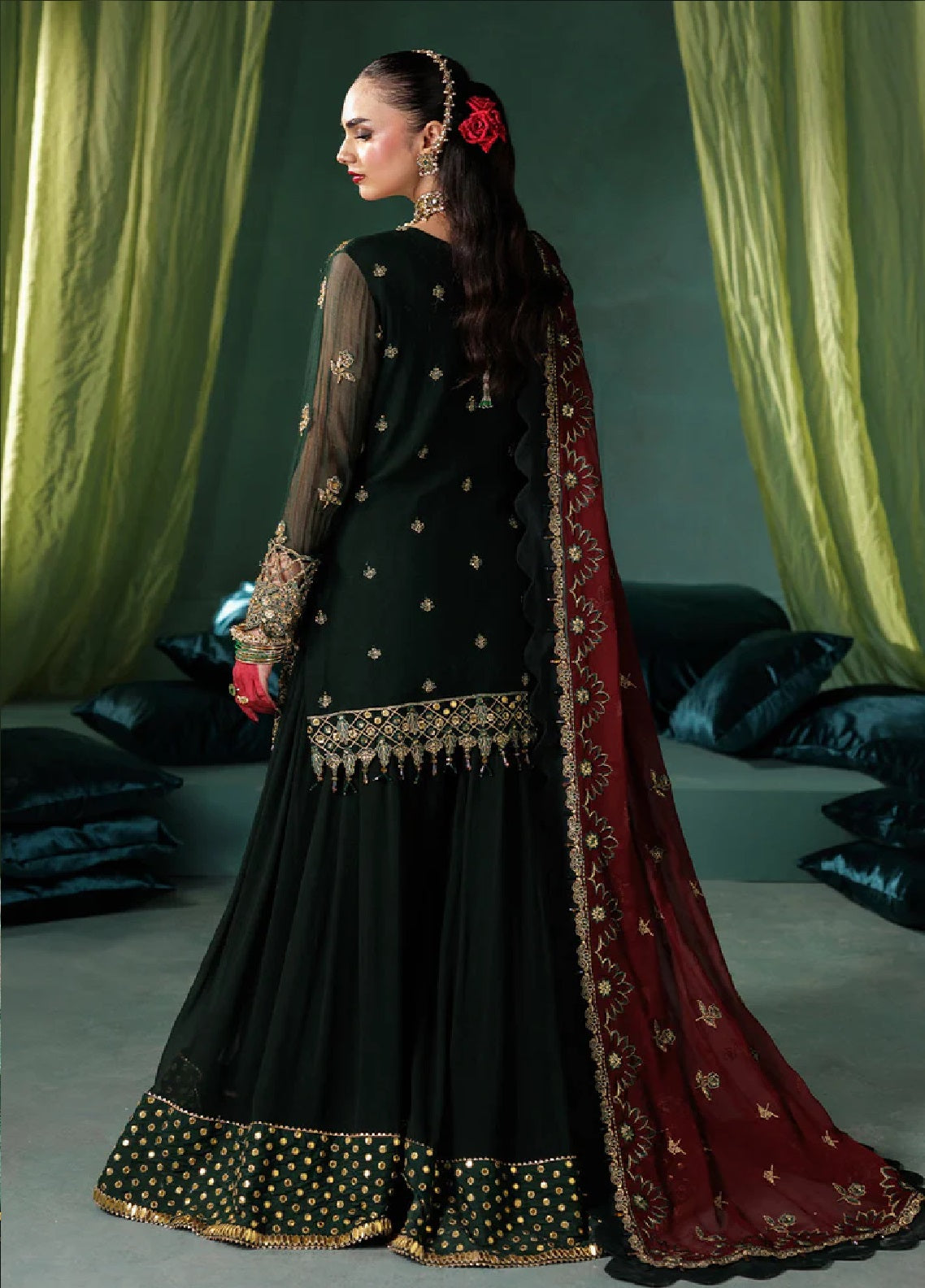 Panache By Saad Shaikh X Meera Embroidered Chiffon 3 Piece Unstitched Suit SSK25PLC D-03 Panache By Saad Shaikh X Meera Embroidered Chiffon 3 Piece Unstitched Suit SSK25PLC D-03