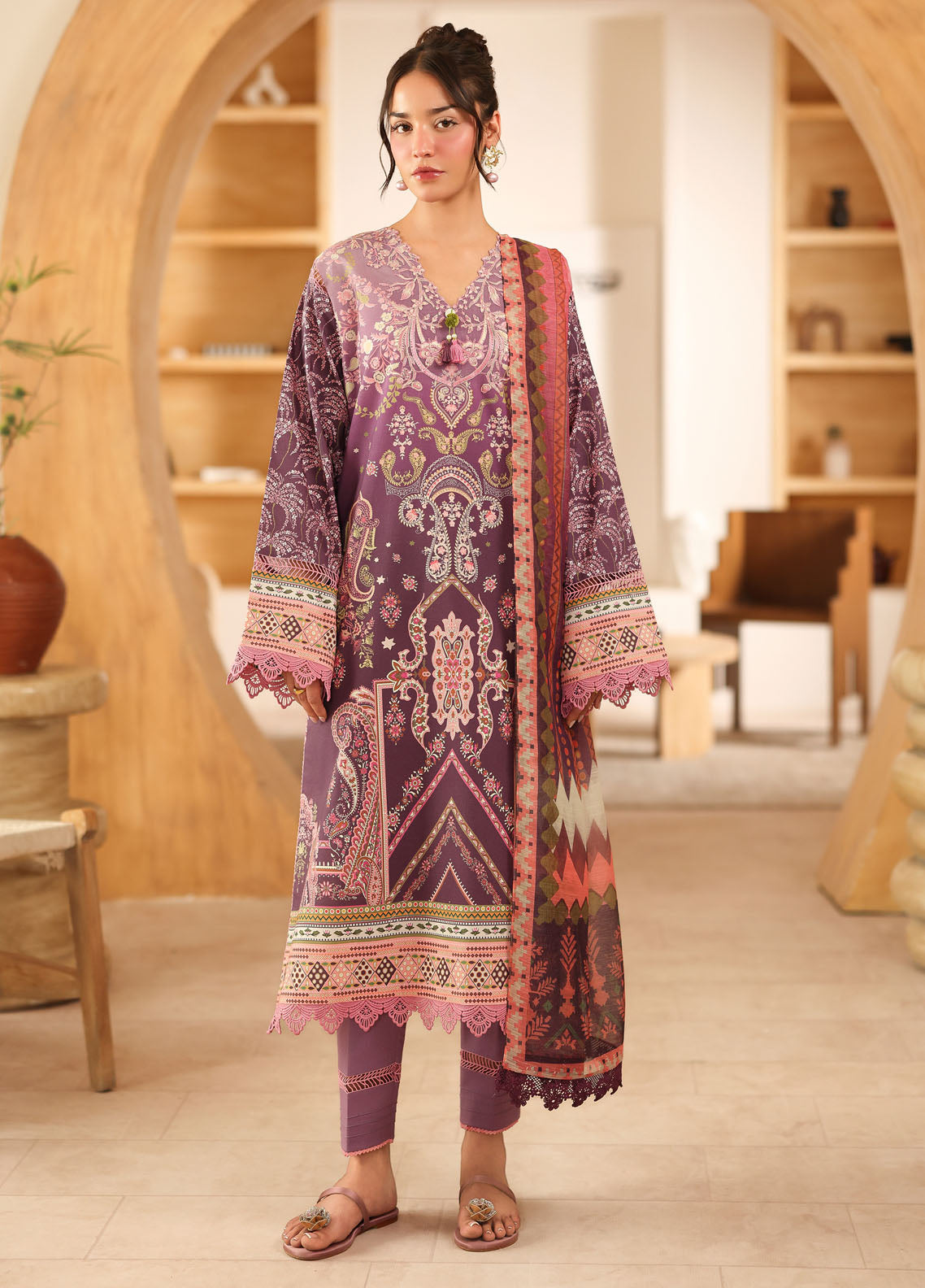 Pareesa By Roheenaz Printed Cambric 3 Piece Unstitched Suit RNZ25PPC D-4B MAHVEENA Pareesa By Roheenaz Printed Cambric 3 Piece Unstitched Suit RNZ25PPC D-4B MAHVEENA