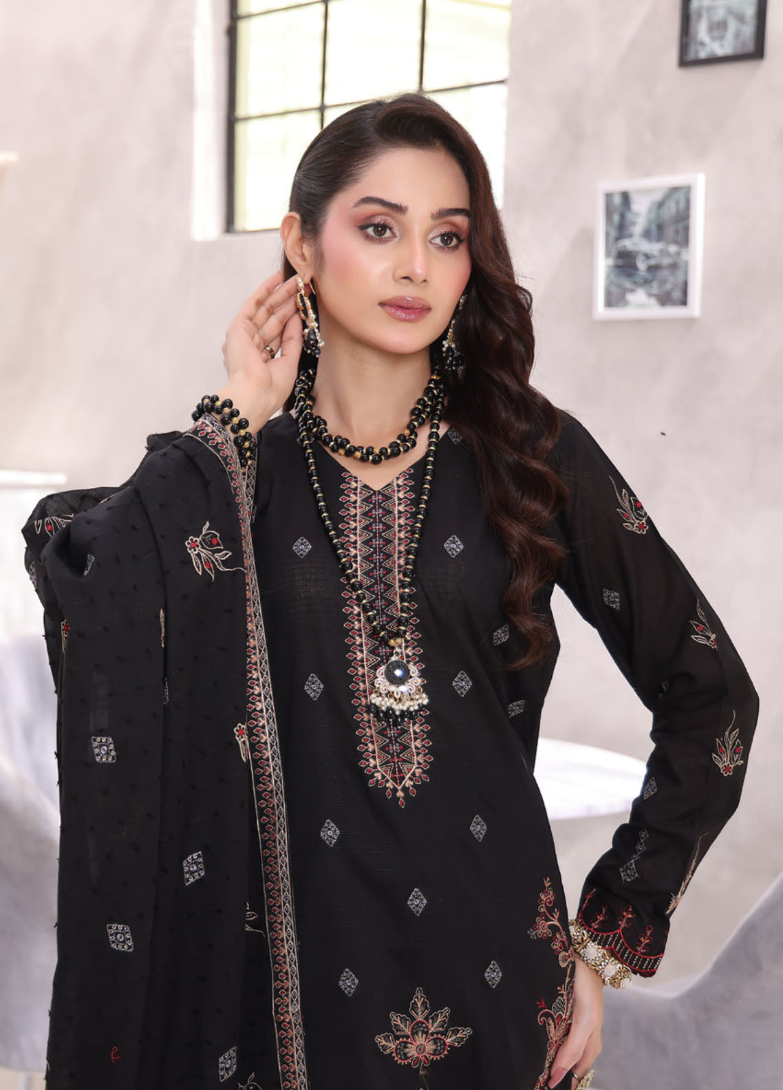 Parishae By Schick Dyed Embroidered Doriya Lawn 3 Piece Unstitched Suit SDH25PDED FED-03 Parishae By Schick Dyed Embroidered Doriya Lawn 3 Piece Unstitched Suit SDH25PDED FED-03