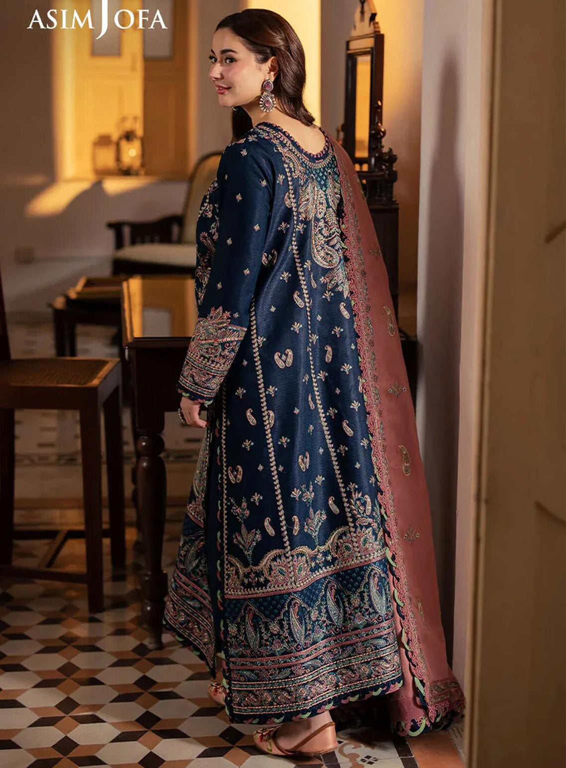 Pashmina By Asim Jofa Embroidered Self Twill 3 Piece Unstitched Suit AJ24PW AJKI-03 Pashmina By Asim Jofa Embroidered Self Twill 3 Piece Unstitched Suit AJ24PW AJKI-03