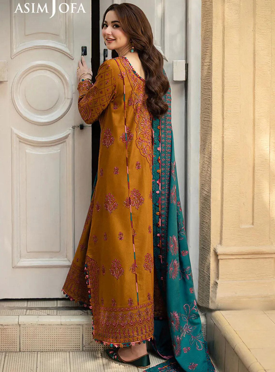 Pashmina By Asim Jofa Embroidered Self Twill 3 Piece Unstitched Suit AJ24PW AJKI-04 Pashmina By Asim Jofa Embroidered Self Twill 3 Piece Unstitched Suit AJ24PW AJKI-04