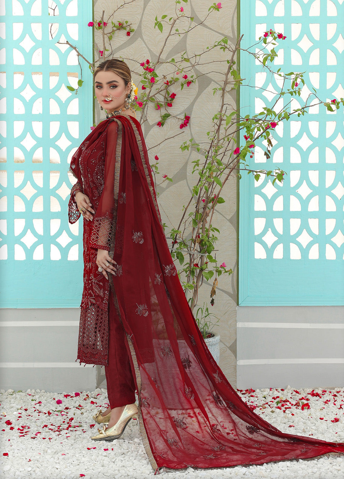 Pehchaan By Pakdaman Embroidered Chiffon 3 Piece Unstitched Suit PDF24PFC D-1064 Pehchaan By Pakdaman Embroidered Chiffon 3 Piece Unstitched Suit PDF24PFC D-1064