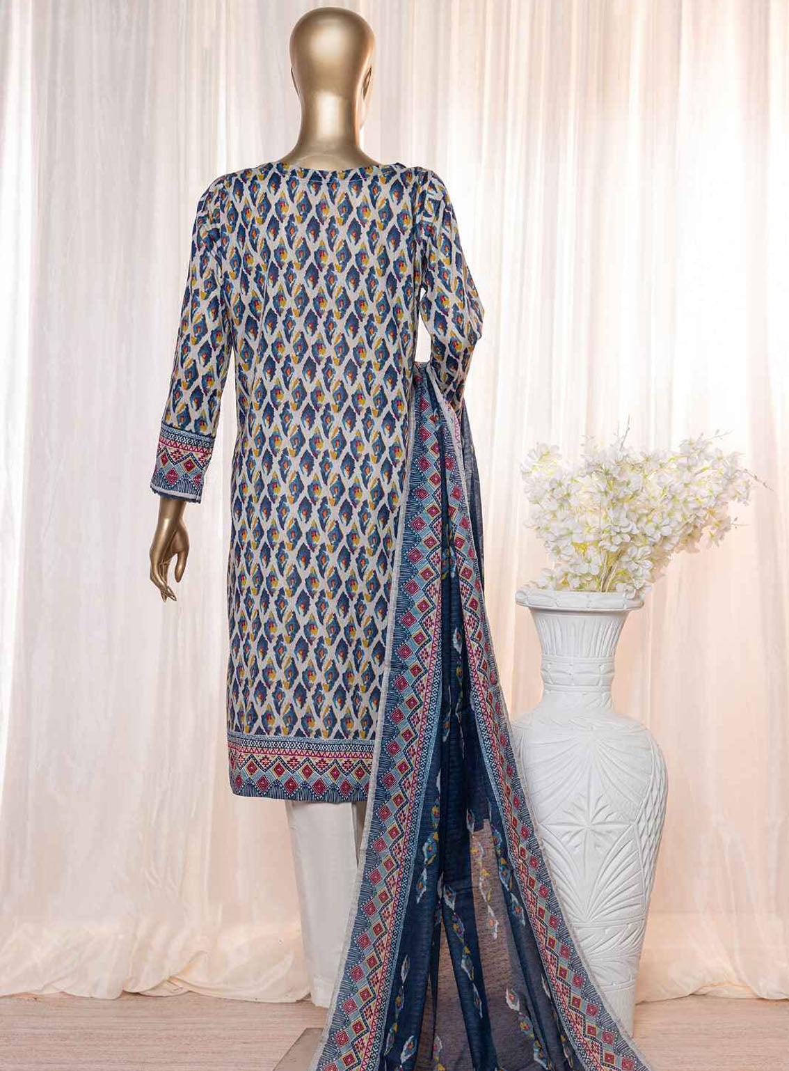 Platinum By HZ Textile Digital Printed Lawn 3 Piece Unstitched Suit HZ24P PPC-119 Platinum By HZ Textile Digital Printed Lawn 3 Piece Unstitched Suit HZ24P PPC-119