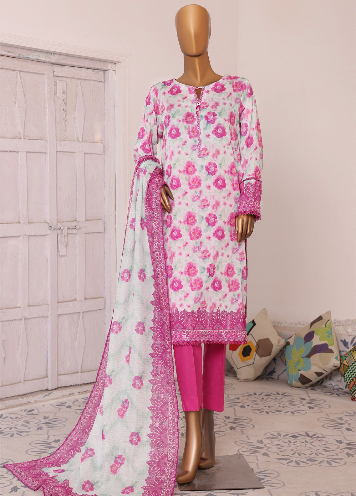 Platinum By HZ Textile Printed Lawn 3 Piece Unstitched Suit HZ25PDP PPC-192 Platinum By HZ Textile Printed Lawn 3 Piece Unstitched Suit HZ25PDP PPC-192