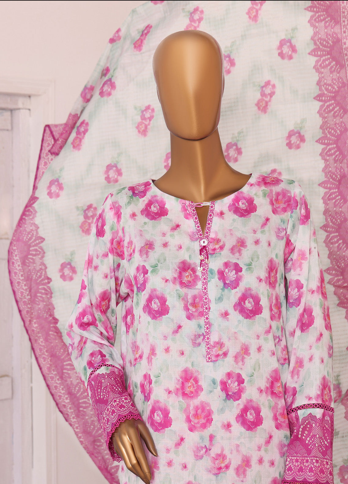 Platinum By HZ Textile Printed Lawn 3 Piece Unstitched Suit HZ25PDP PPC-192 Platinum By HZ Textile Printed Lawn 3 Piece Unstitched Suit HZ25PDP PPC-192