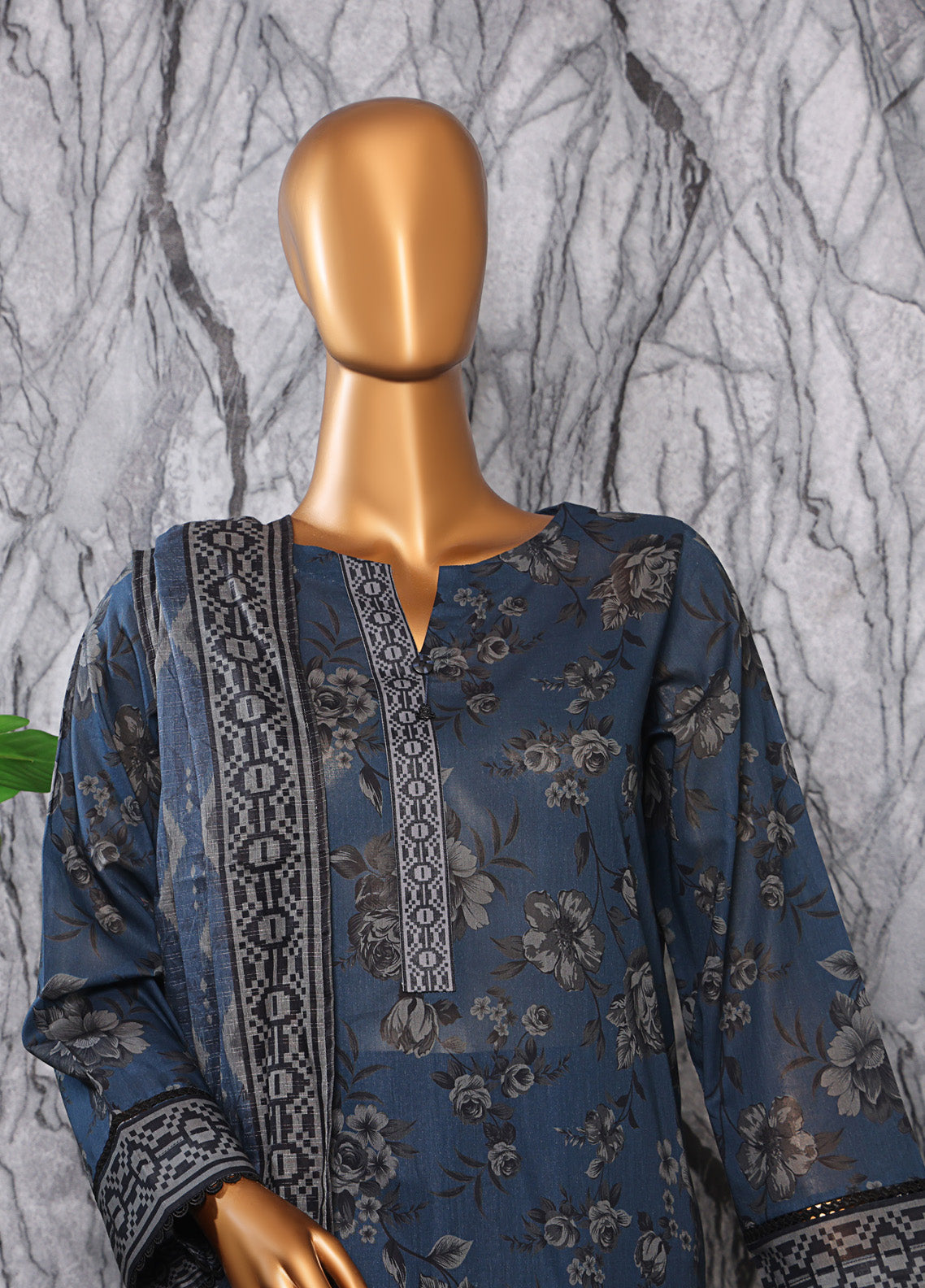 Platinum By HZ Textiles Digital Printed Lawn 3 Piece Unstitched Suit HZ25DPLV3 PPC-602 Platinum By HZ Textiles Digital Printed Lawn 3 Piece Unstitched Suit HZ25DPLV3 PPC-602