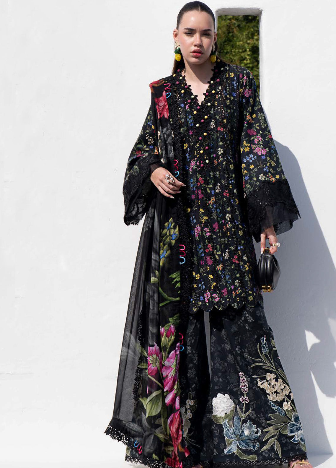 Printkari By AJR Couture Embroidered Lawn 3 Piece Unstitched Suit AJR25PL AJR-03-MIDNIGHT FLORA Printkari By AJR Couture Embroidered Lawn 3 Piece Unstitched Suit AJR25PL AJR-03-MIDNIGHT FLORA