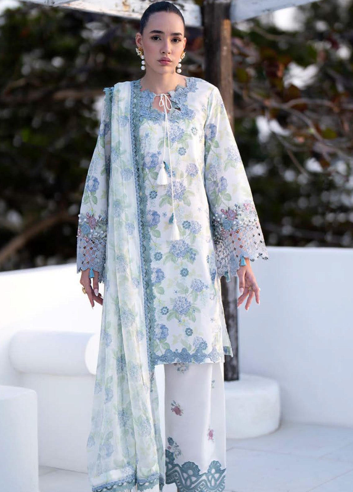 Printkari By AJR Couture Embroidered Lawn 3 Piece Unstitched Suit AJR25PL AJR-09-ISLE Printkari By AJR Couture Embroidered Lawn 3 Piece Unstitched Suit AJR25PL AJR-09-ISLE
