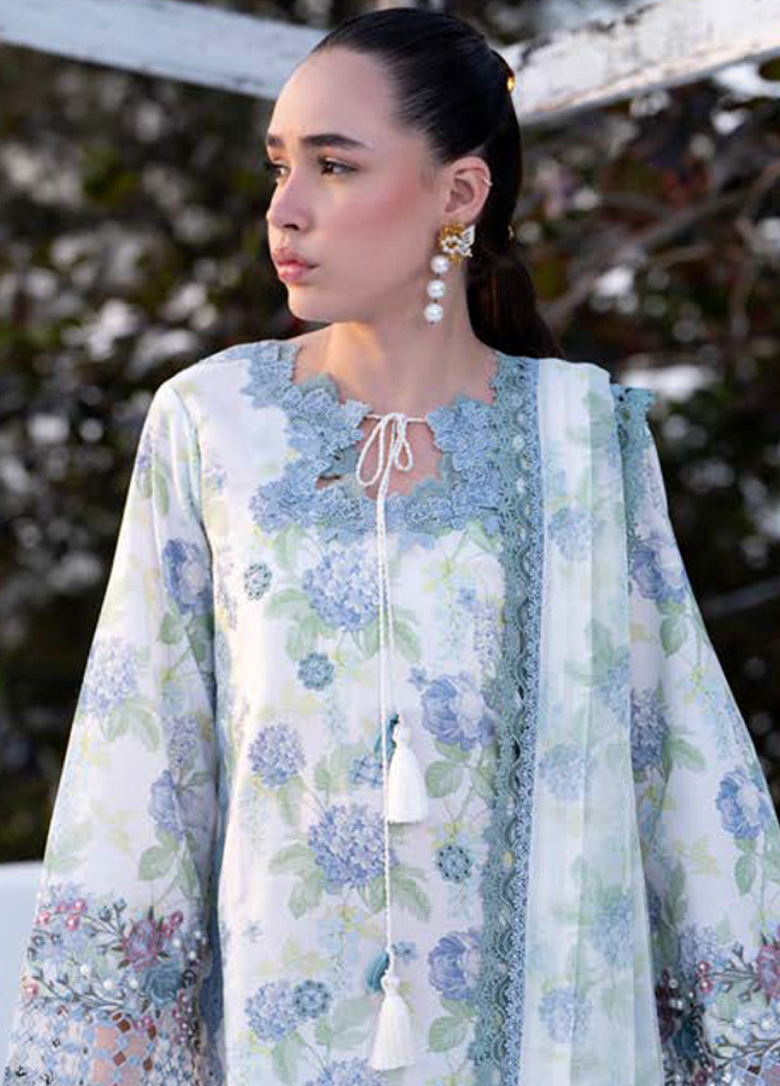 Printkari By AJR Couture Embroidered Lawn 3 Piece Unstitched Suit AJR25PL AJR-09-ISLE Printkari By AJR Couture Embroidered Lawn 3 Piece Unstitched Suit AJR25PL AJR-09-ISLE