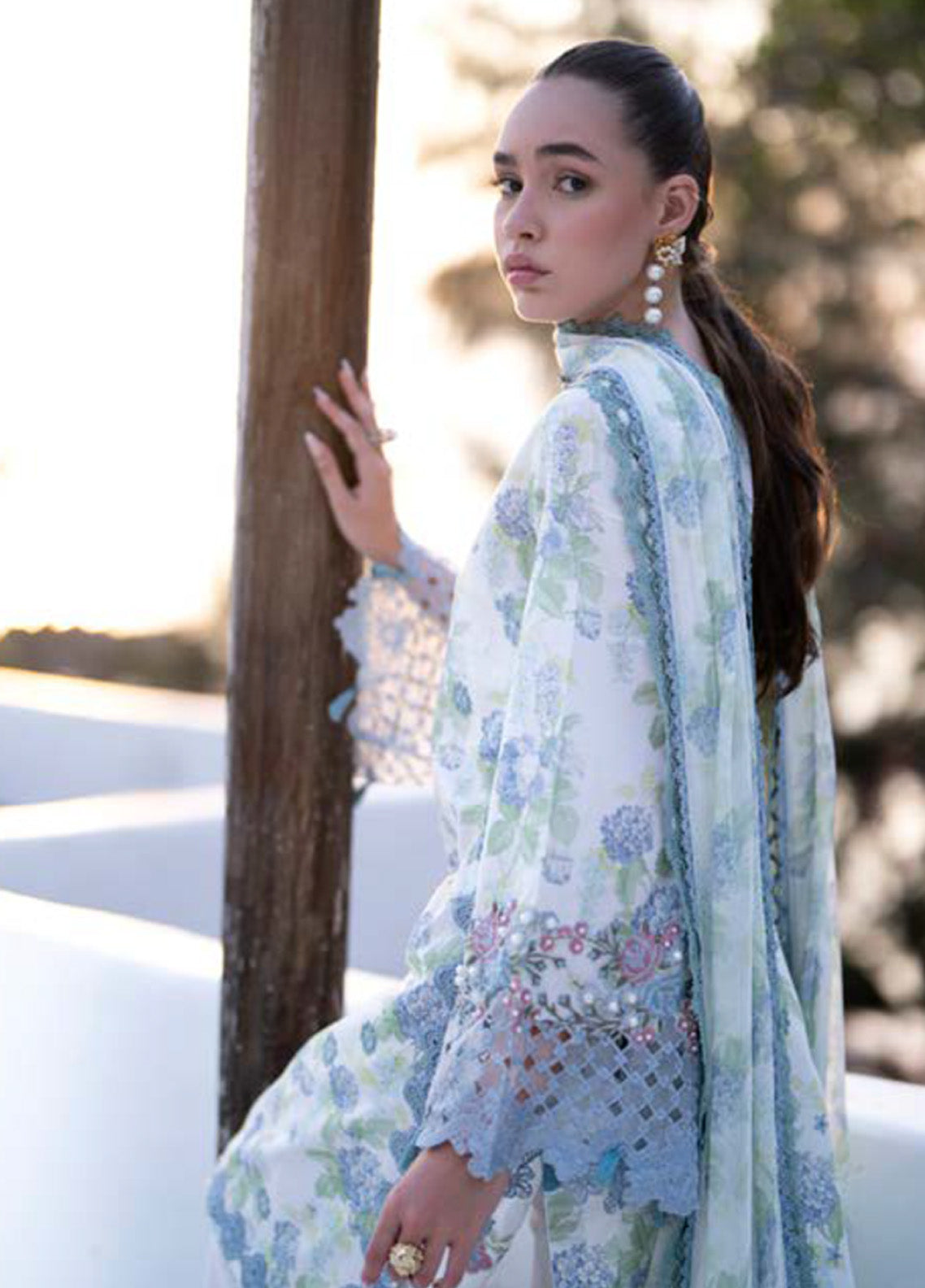 Printkari By AJR Couture Embroidered Lawn 3 Piece Unstitched Suit AJR25PL AJR-09-ISLE Printkari By AJR Couture Embroidered Lawn 3 Piece Unstitched Suit AJR25PL AJR-09-ISLE