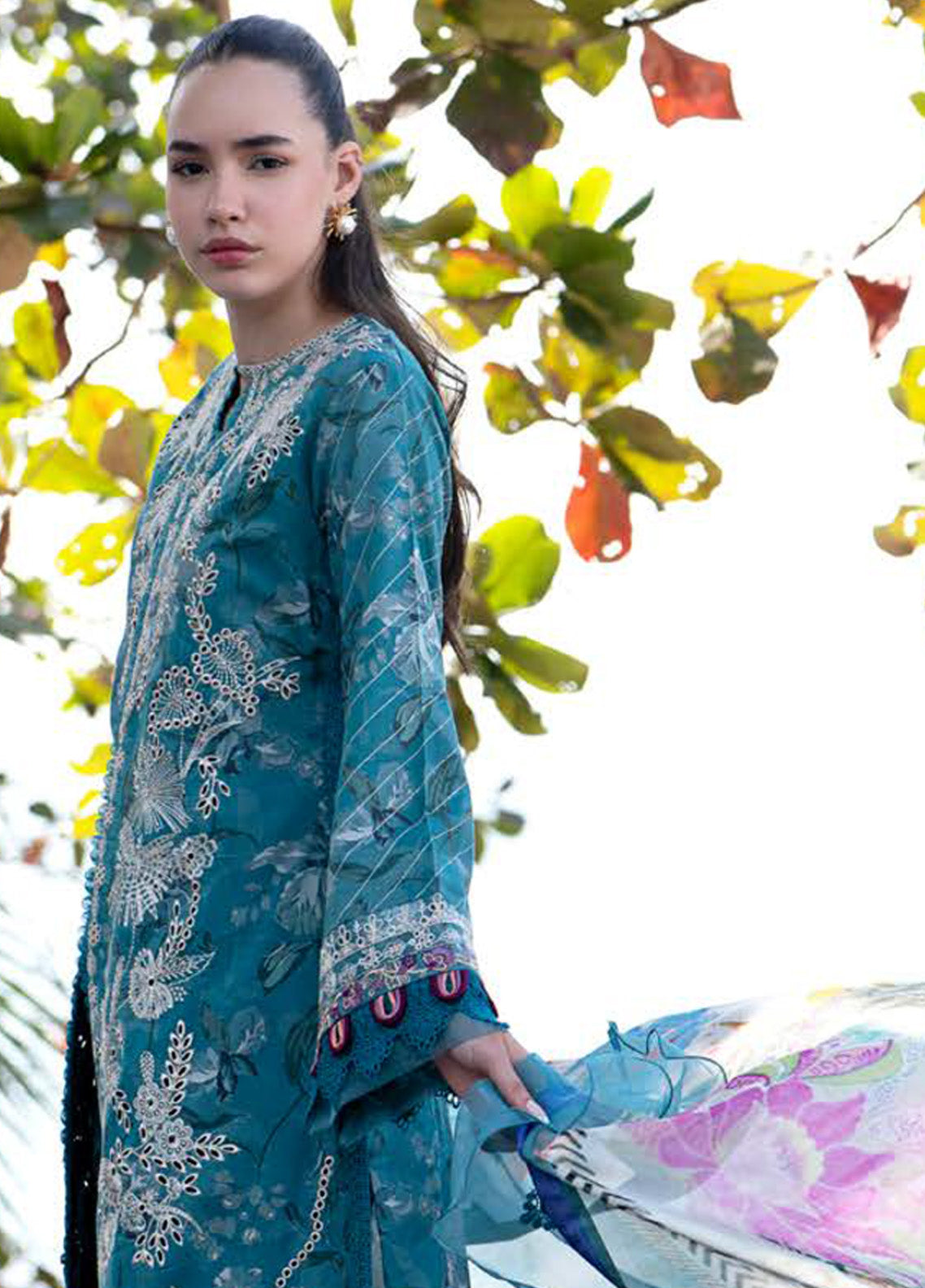 Printkari By AJR Couture Embroidered Lawn 3 Piece Unstitched Suit AJR25PL AJR-10-GLORY Printkari By AJR Couture Embroidered Lawn 3 Piece Unstitched Suit AJR25PL AJR-10-GLORY