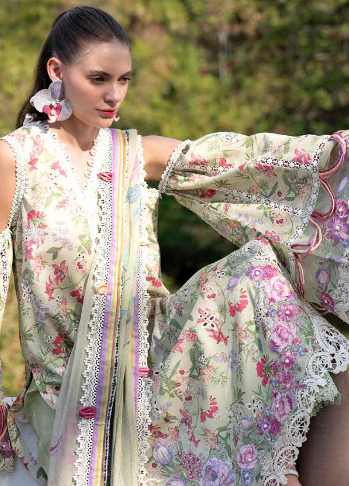 Printkari By AJR Couture Embroidered Lawn 3 Piece Unstitched Suit AJR25PL AJR-12-PINK PETAL Printkari By AJR Couture Embroidered Lawn 3 Piece Unstitched Suit AJR25PL AJR-12-PINK PETAL
