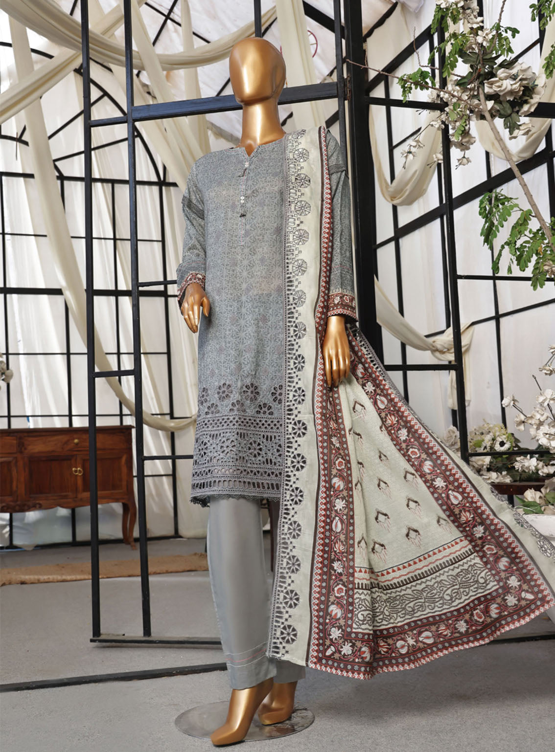Printkari By HZ Textile Embroidered Lawn 3 Piece Stitched Suit - HZ24PED PCL-404 Printkari By HZ Textile Embroidered Lawn 3 Piece Stitched Suit - HZ24PED PCL-404
