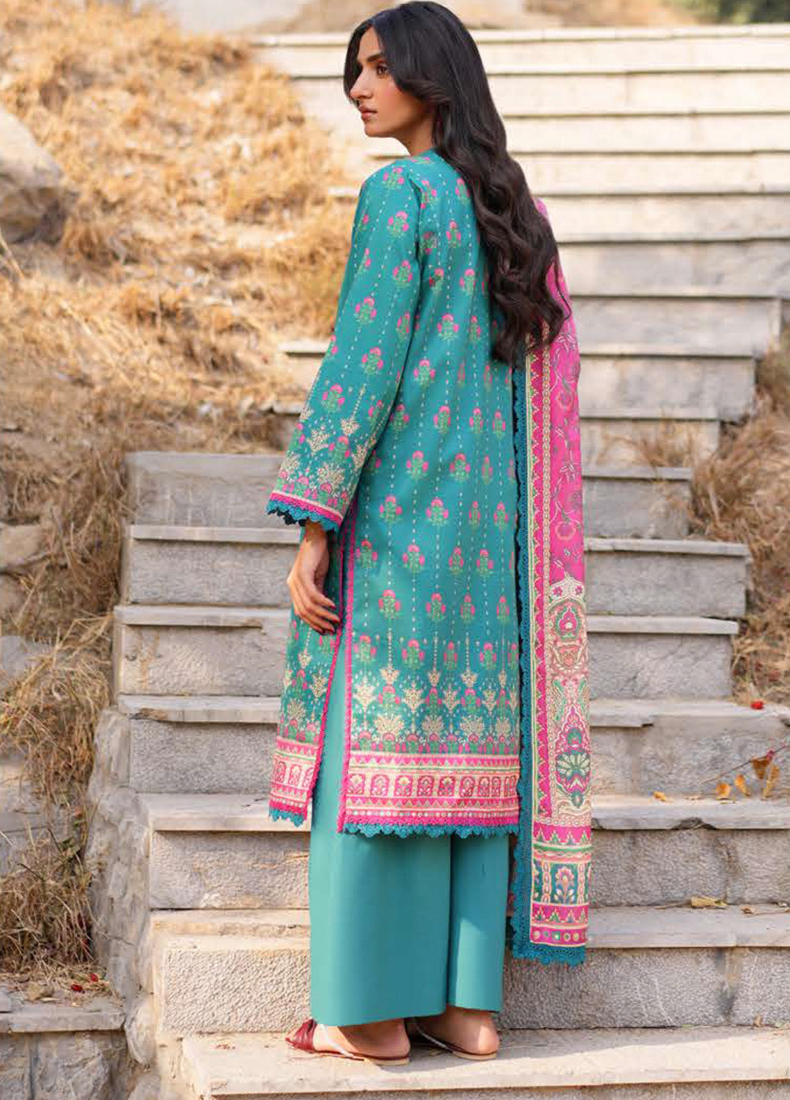 Prints By Asim Jofa Printed Lawn 3 Piece Unstitched Suit AJ25PV2 D-AJUUB-14 Prints By Asim Jofa Printed Lawn 3 Piece Unstitched Suit AJ25PV2 D-AJUUB-14