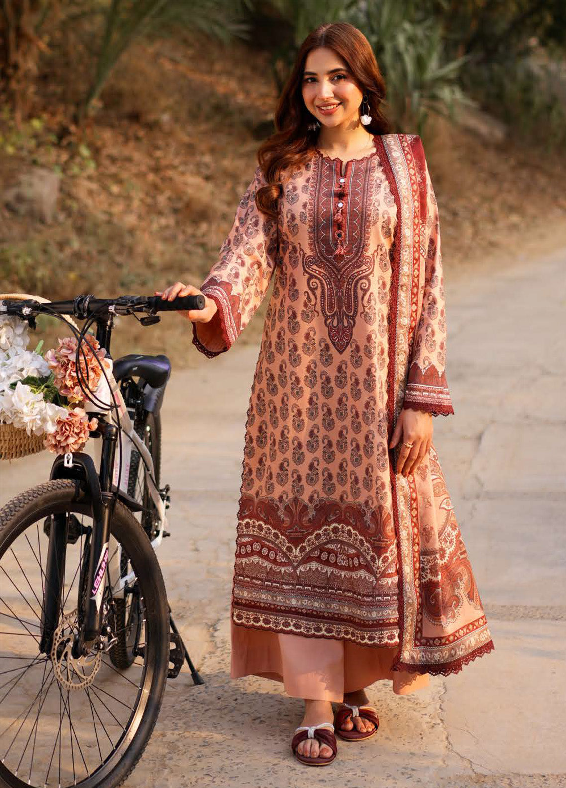 Prints By Asim Jofa Printed Lawn 3 Piece Unstitched Suit AJ25PV2 D-AJUUB-18 Prints By Asim Jofa Printed Lawn 3 Piece Unstitched Suit AJ25PV2 D-AJUUB-18