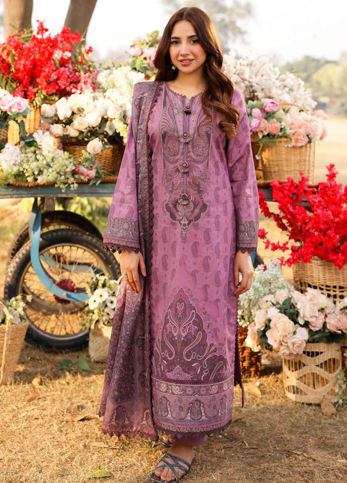 Prints By Asim Jofa Printed Lawn 3 Piece Unstitched Suit AJ25PV2 D-AJUUB-19 Prints By Asim Jofa Printed Lawn 3 Piece Unstitched Suit AJ25PV2 D-AJUUB-19