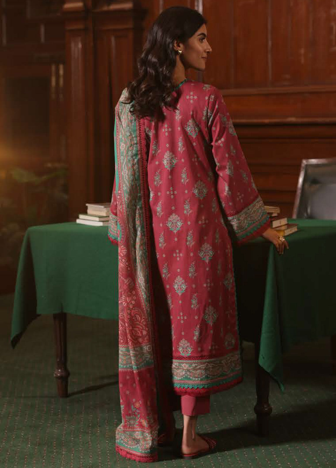 Prints By Asim Jofa Printed Lawn 3 Piece Unstitched Suit AJ25PV3 D-AJUBJ-38 Prints By Asim Jofa Printed Lawn 3 Piece Unstitched Suit AJ25PV3 D-AJUBJ-38