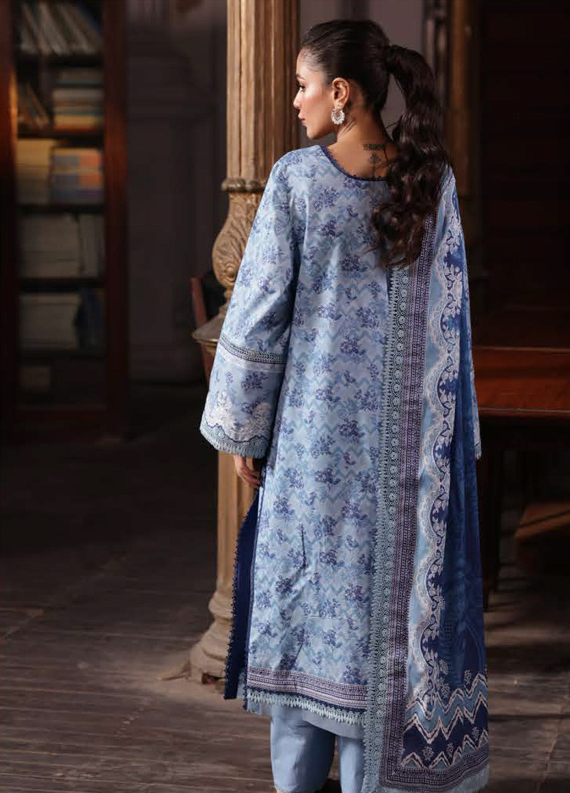 Prints By Asim Jofa Printed Lawn 3 Piece Unstitched Suit AJ25PV3 D-AJUBJ-39 Prints By Asim Jofa Printed Lawn 3 Piece Unstitched Suit AJ25PV3 D-AJUBJ-39